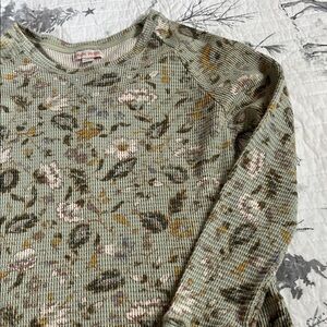 Knox Rose Sage Floral waffle knit Long Sleeve Top - size S